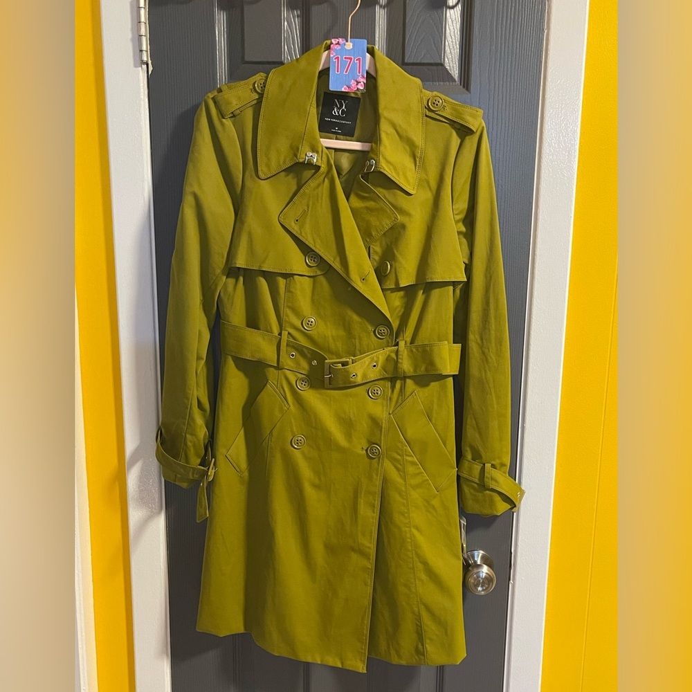 Trench swing coat